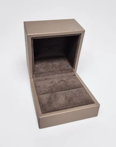Chaumet ring box beige box with cover sleeve brown velvet inner slit design