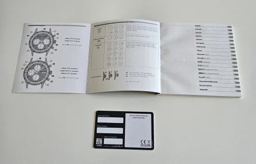 Hamilton Watch box lightwood design with guarantee card & manual