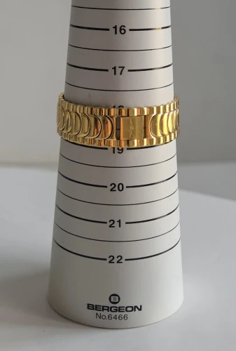 Longines QWR 109 Gold plated watch Circa 1980s