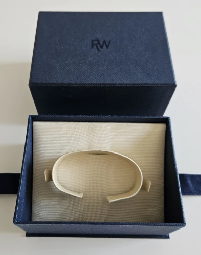 Raymond Weil ladies watch box blue ribbon early 00s design