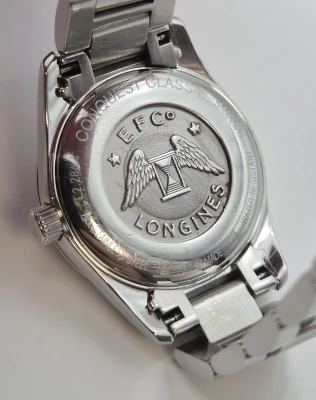 Longines Conquest Classic L2.286.4 29mm Quartz Box & Papers 2023