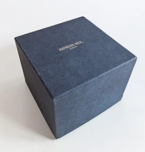Raymond weil watch box blue square design with quartz manual circa 2000s