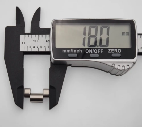 TAG Heuer F1 BA0850 bracelet link 18 x 6.5mm Dots on underside