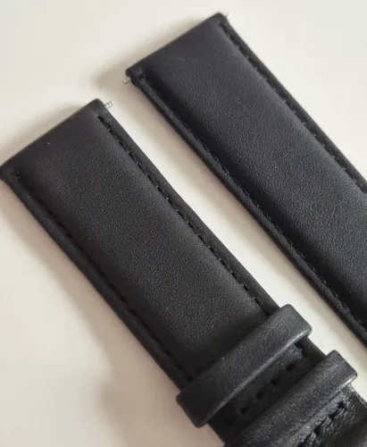22mm Black leather watch strap Classic calf grain with gold plated pin buckle