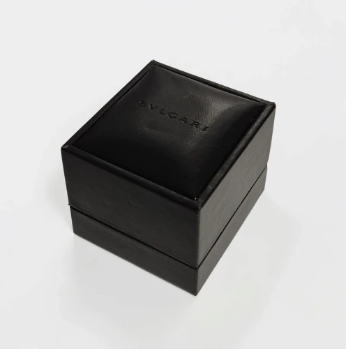Bvlgari ring box black leather with c stand + outer box
