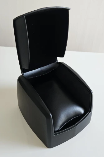 TAG Heuer black watch box early 00s helmet style